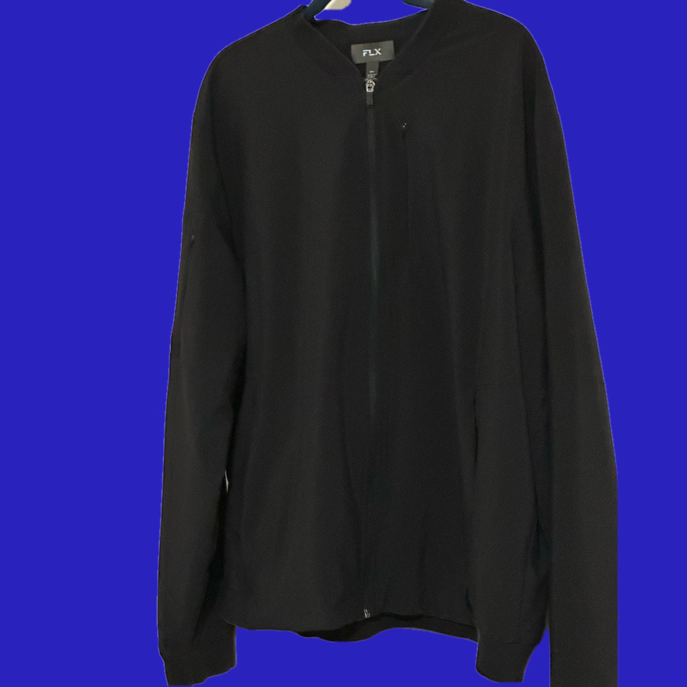 Great for spring!Men’s like new dressy black bomber jacket by FLX. Size XXL.